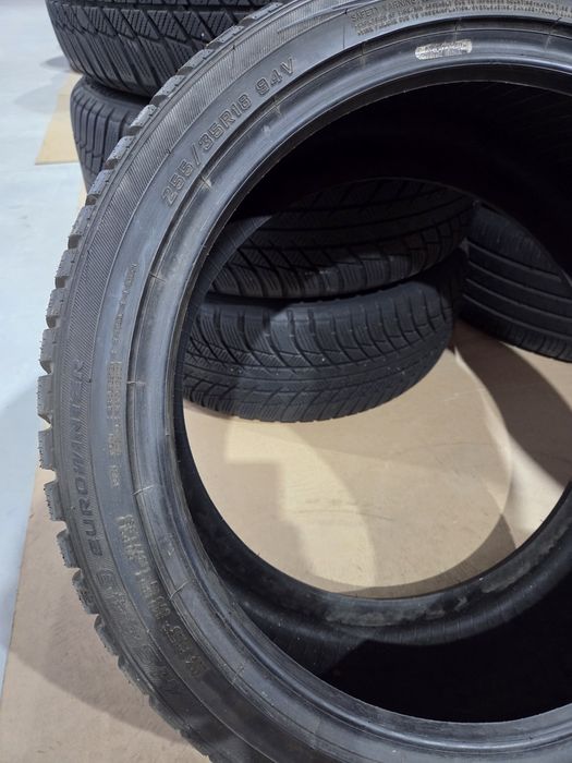 Anvelope SH iarna Desperecheate Falken/Michelin 255/35/18