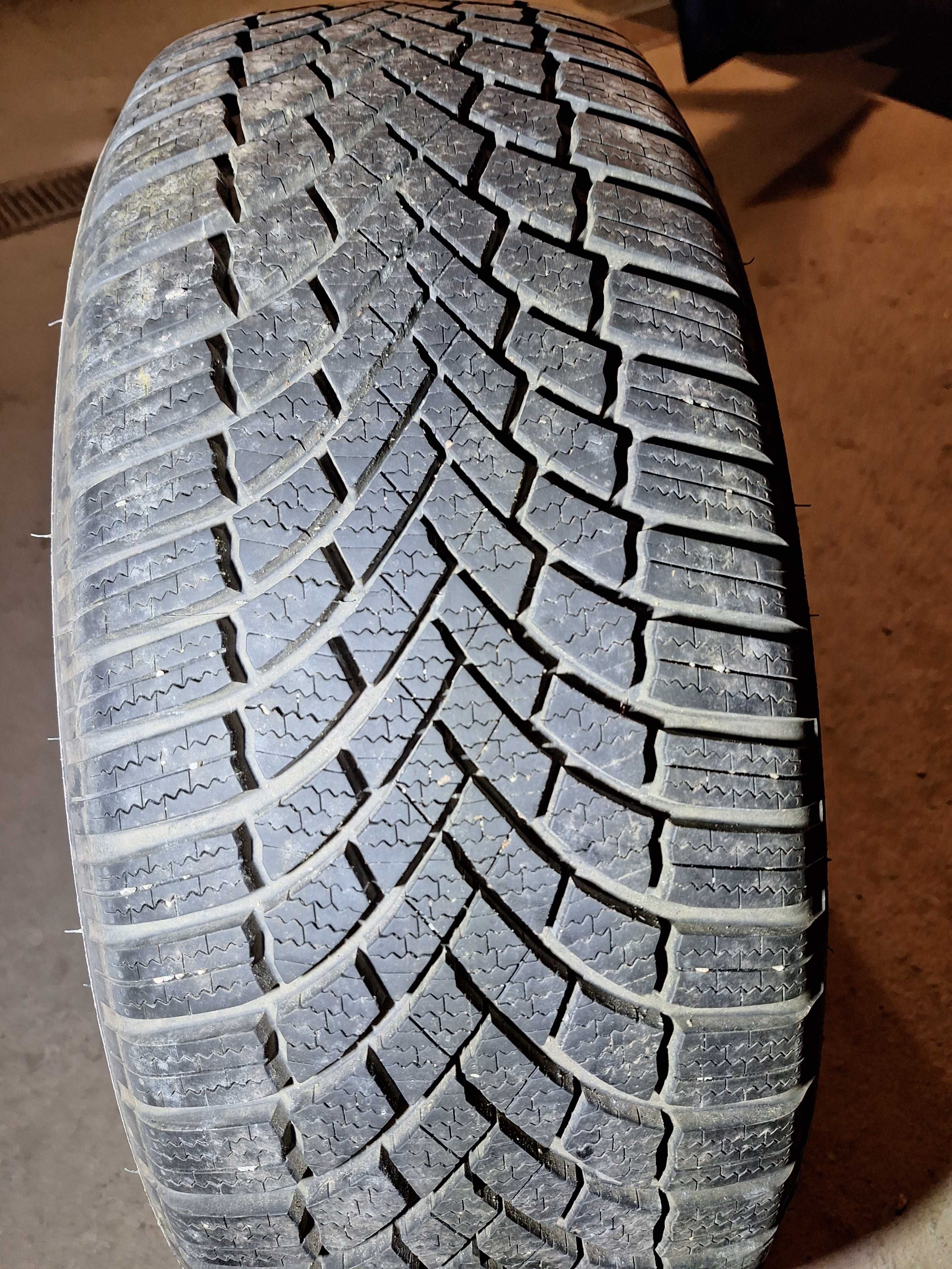 Премиум зимни гуми BRIDGESTONE Blizzak LM005 235/55 R20 105 V XL 250лв
