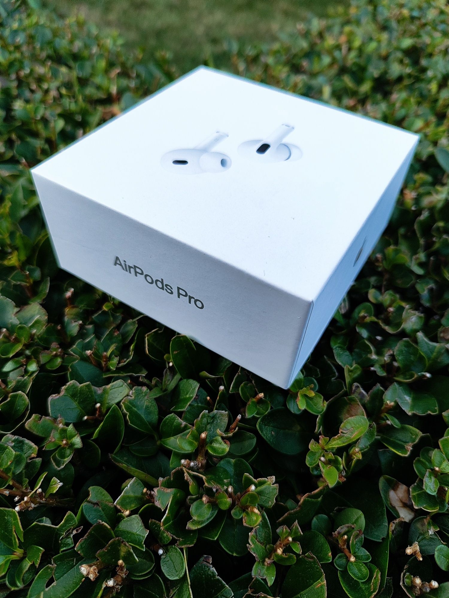 Apple Airpods Pro 2 - Нови, неразопаковани
