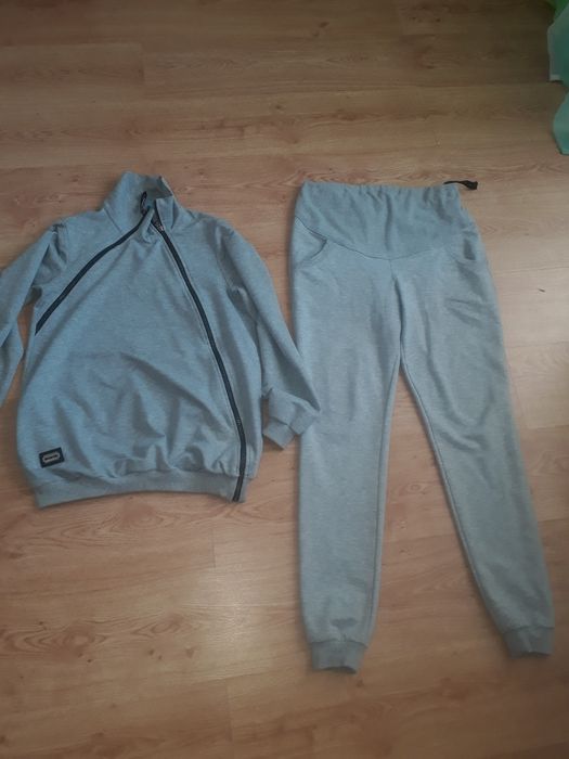 Спортивный костюм для беременяшек