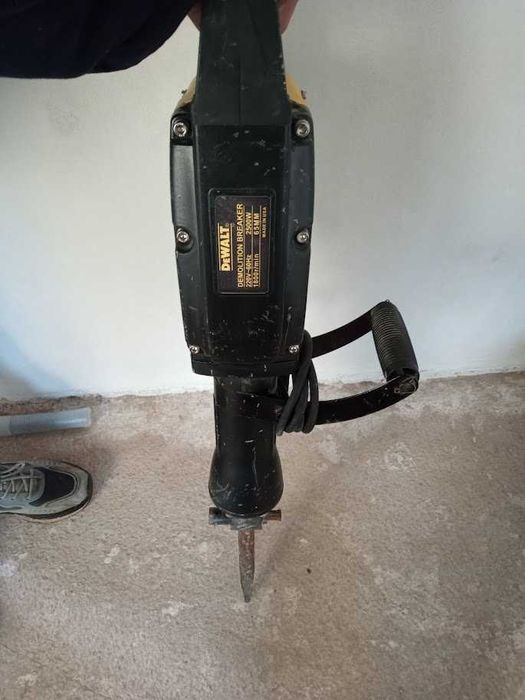 Продавам Канго Dewalt