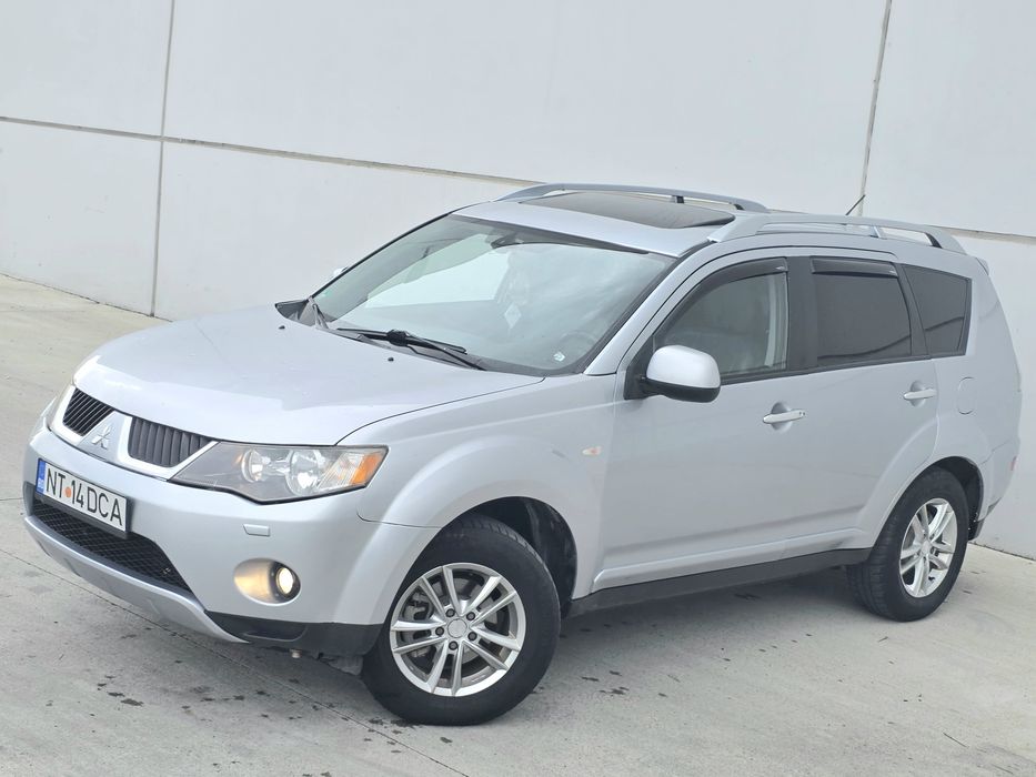 Mitsubishi Outlander 7locuri 2009 2.2d 4x4 piele navi Trapa schimb