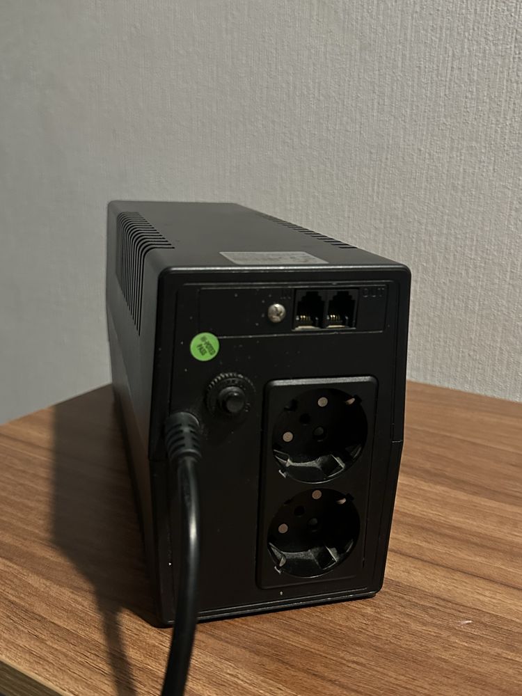 UPS ION A-600 (600VA) 7 Ah x 1