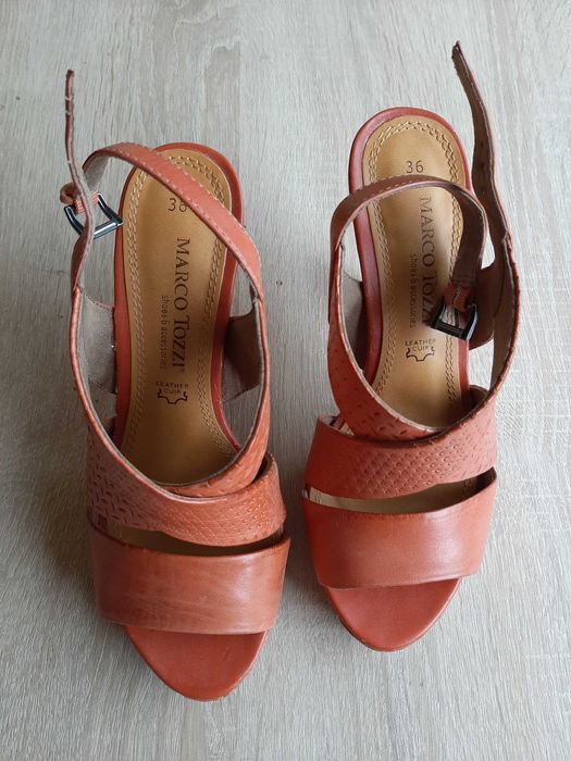 Sandale din  piele Marco Tozzi, mărimea 36
