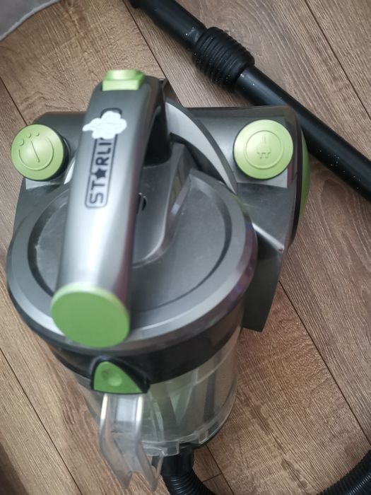 Vând aspirator Starlight