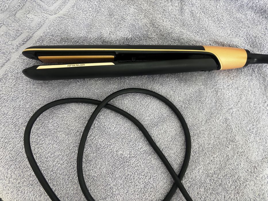 продаю выпрямитель Rowenta