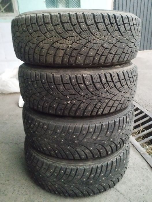 Зимние шины шипованные
