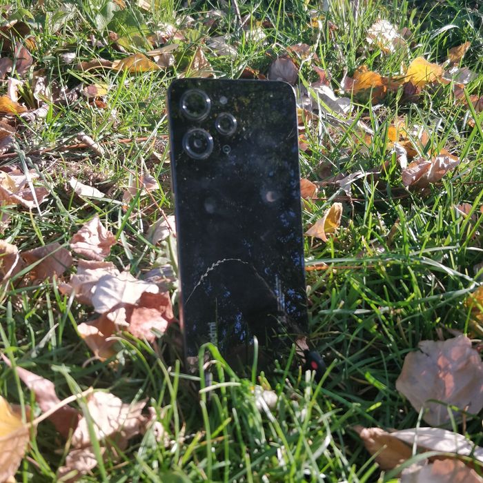 Продам REDMI 12  новый