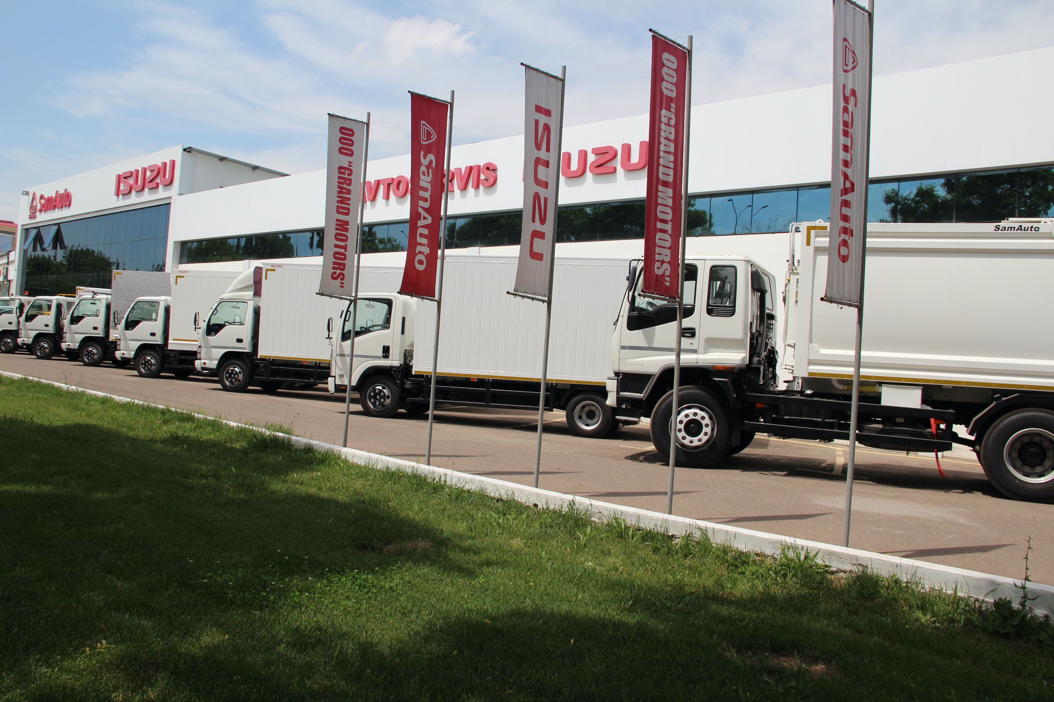 Самосвал Isuzu NPR 82L CNG с кондиционером