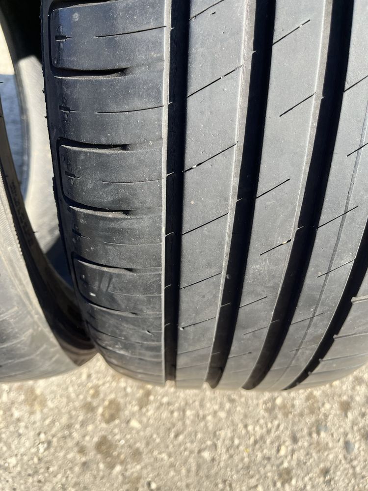 2 бр. летни гуми 225/45/18 GoodYear DOT 2517 5,5 mm