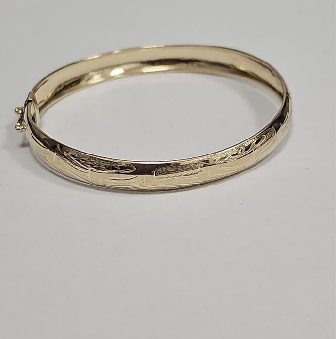 Дамска златна гривна