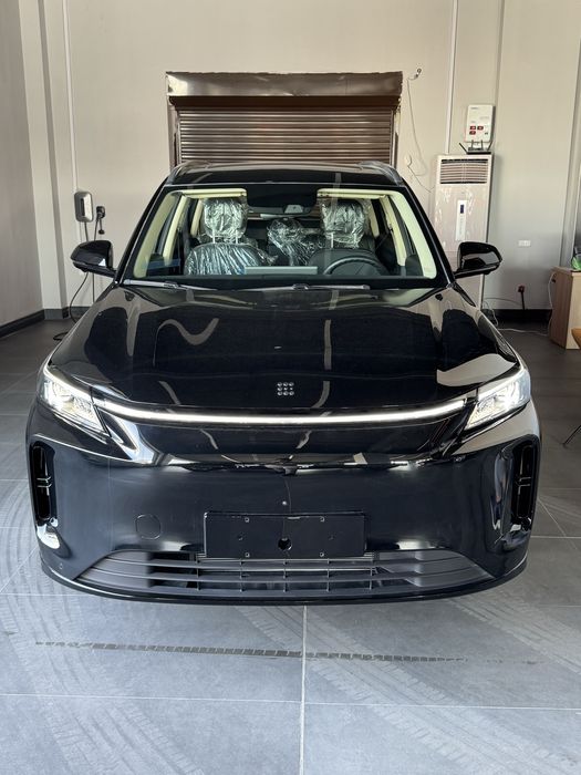 Dongfeng E5 restayling