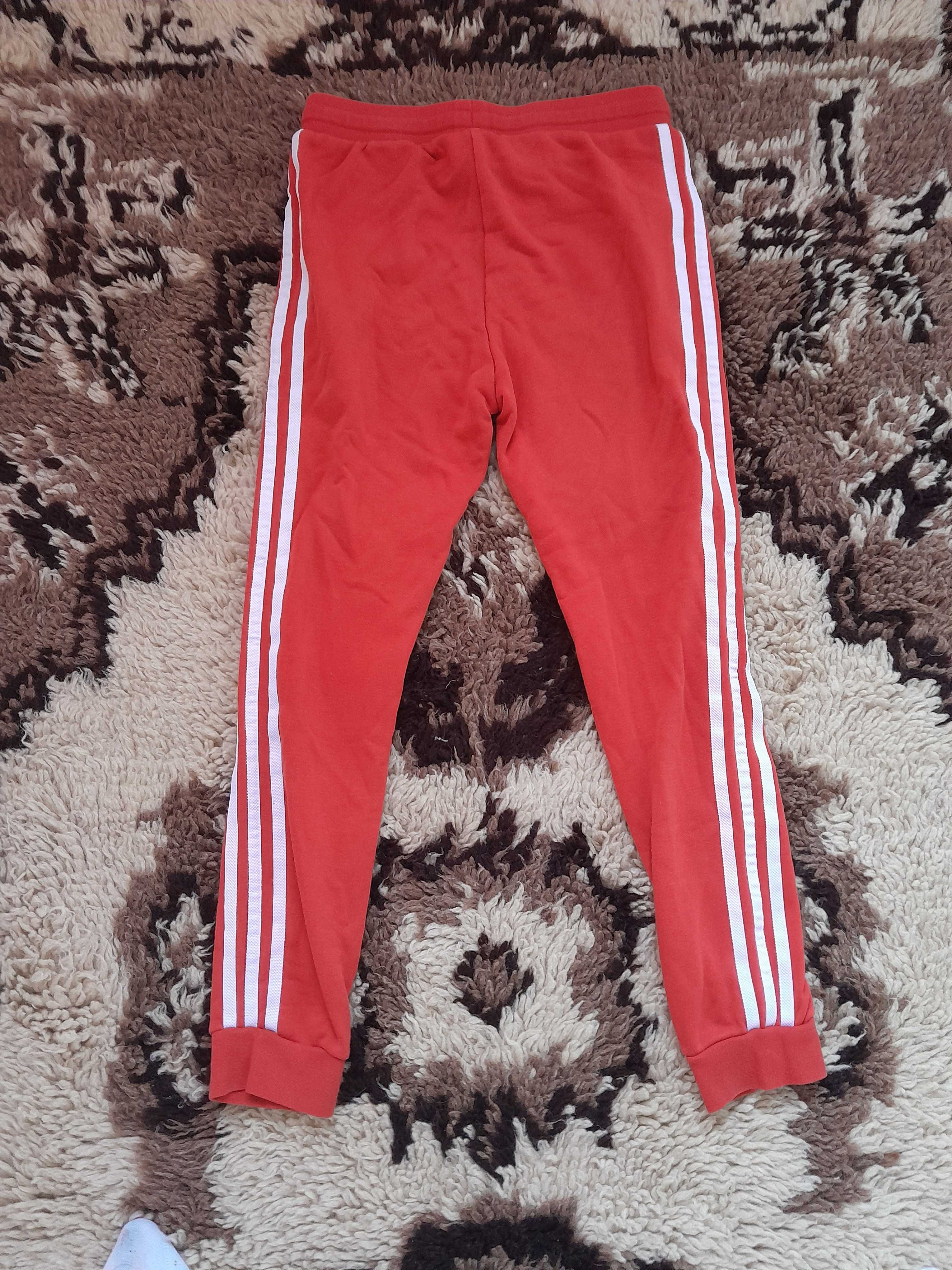 Долнище анцунг - ADIDAS ORIGINALS Tapered Leg 'Adicolor Sst' в Червено