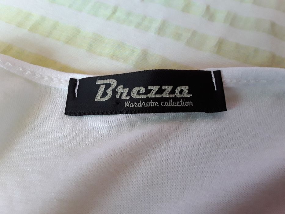 Vând Cardigan Damă Lung  in Colț Mărimea XL