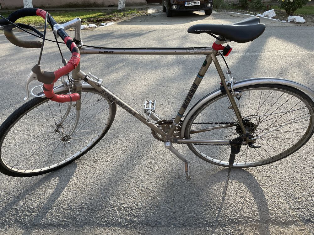 Bicicleta cursiera koga miyata