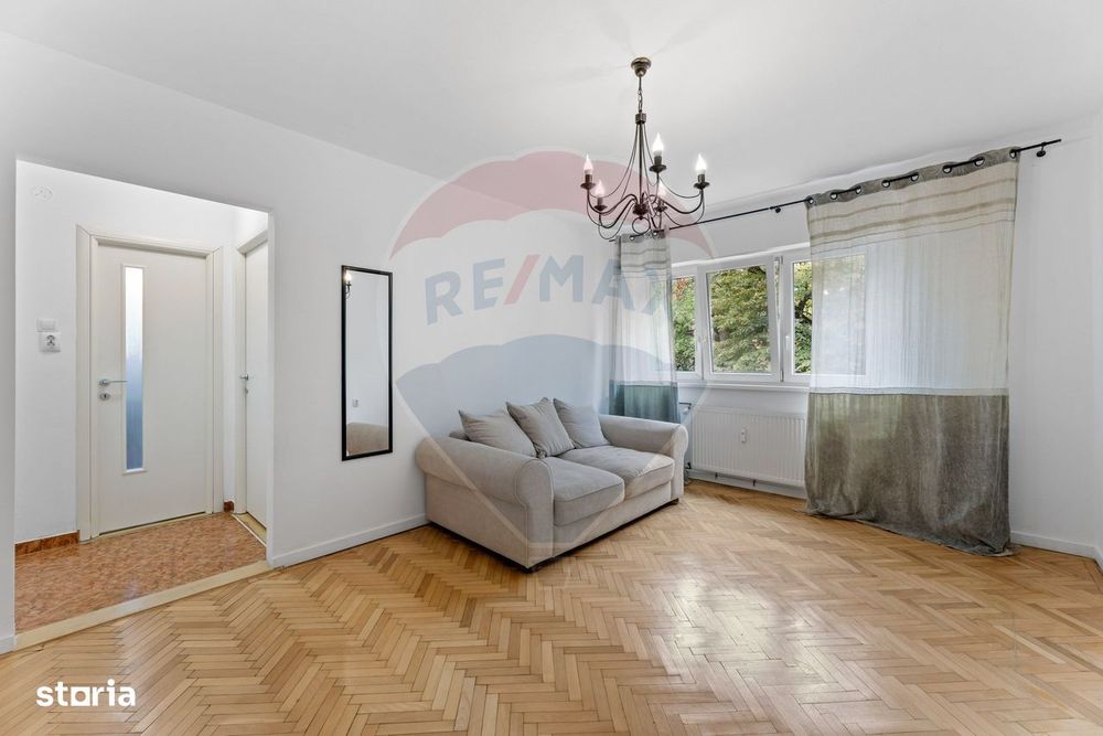Apartament cu 2 camere de închiriat - Zona Central