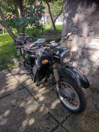 Vând motocicleta MZ175