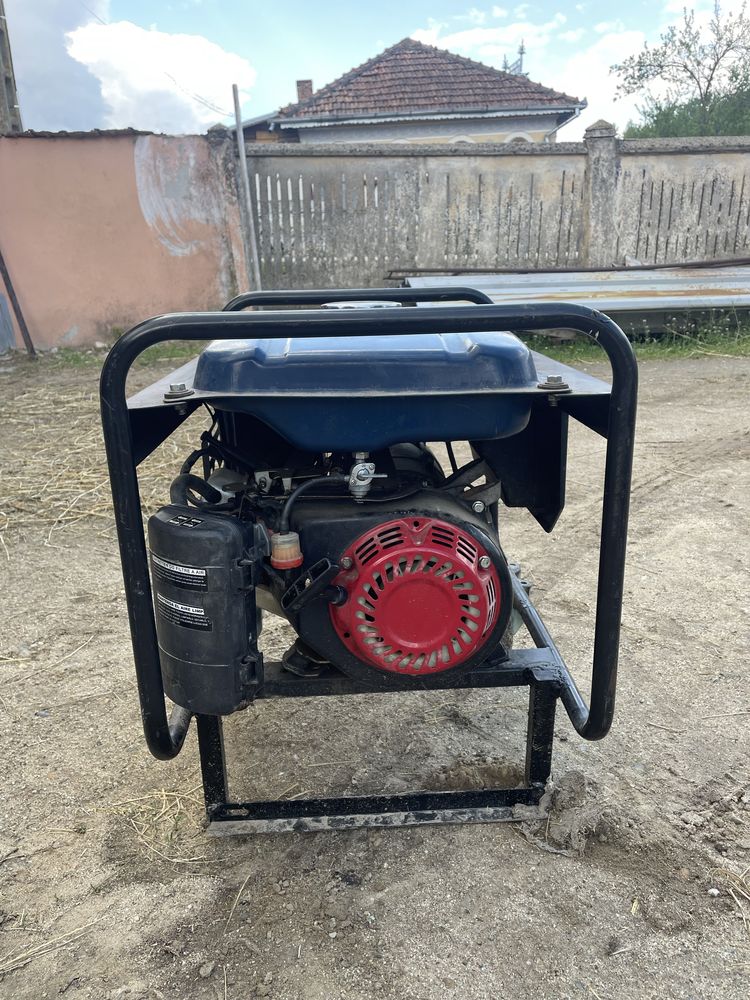 Generator curent Genyx G2600 2400W