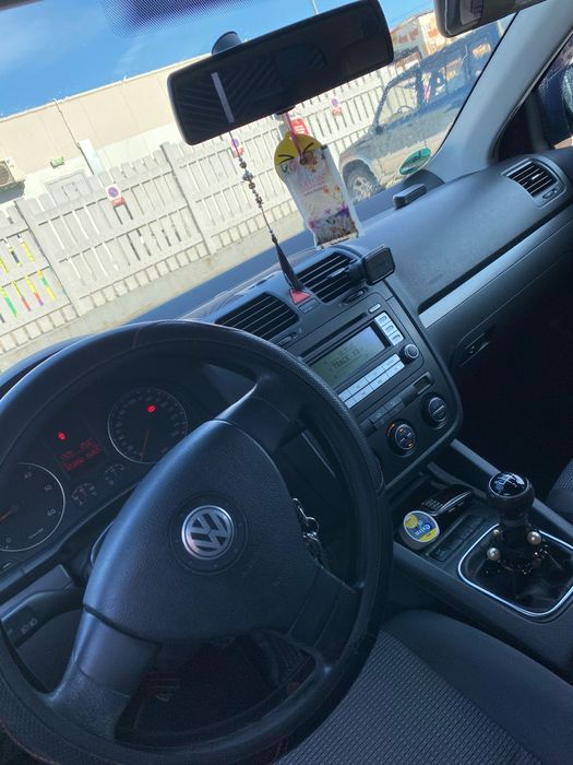 Vând mașină- Volkswagen