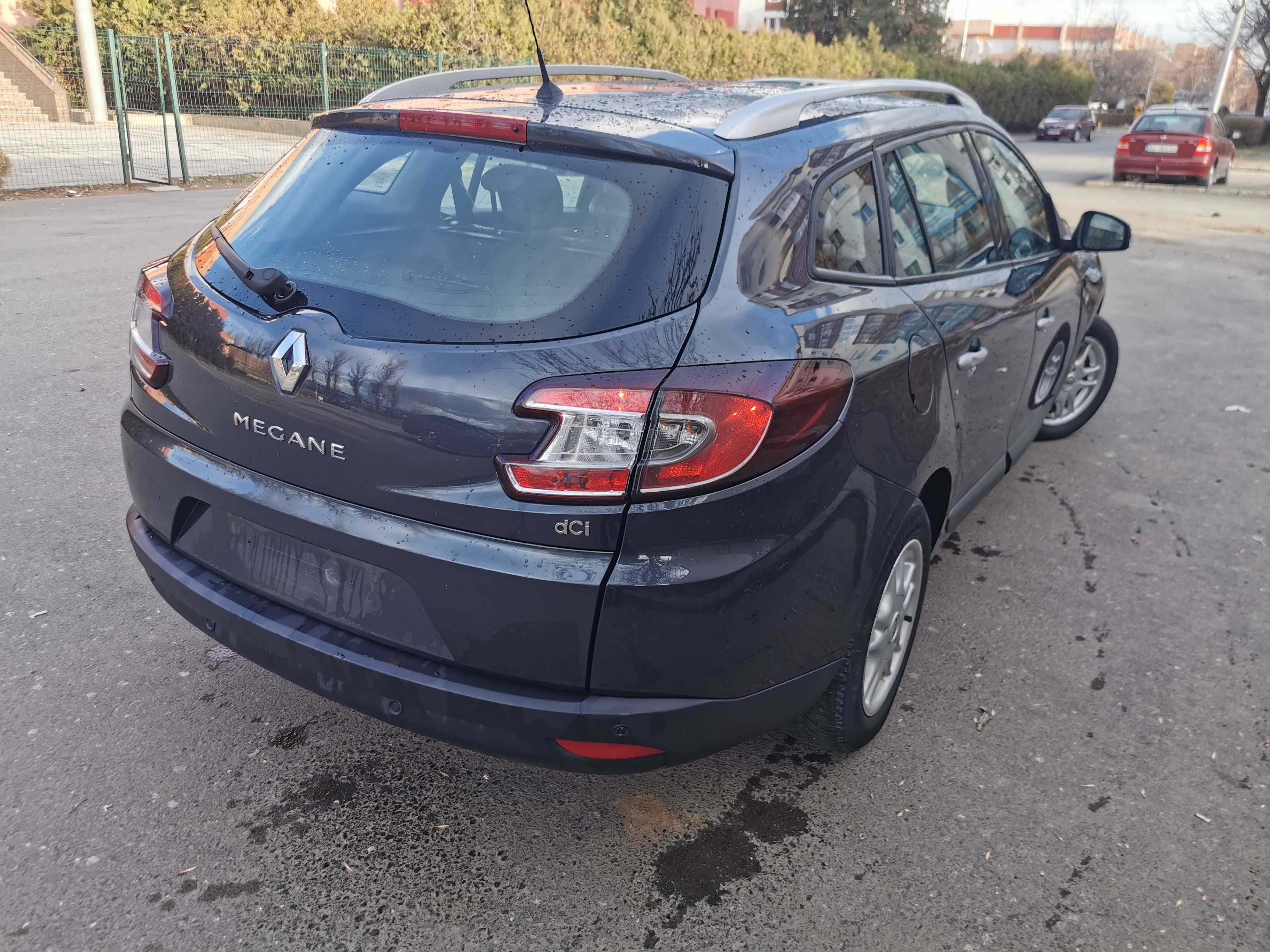 Vând Renault Megane 2011 1.5 dci 110 cp