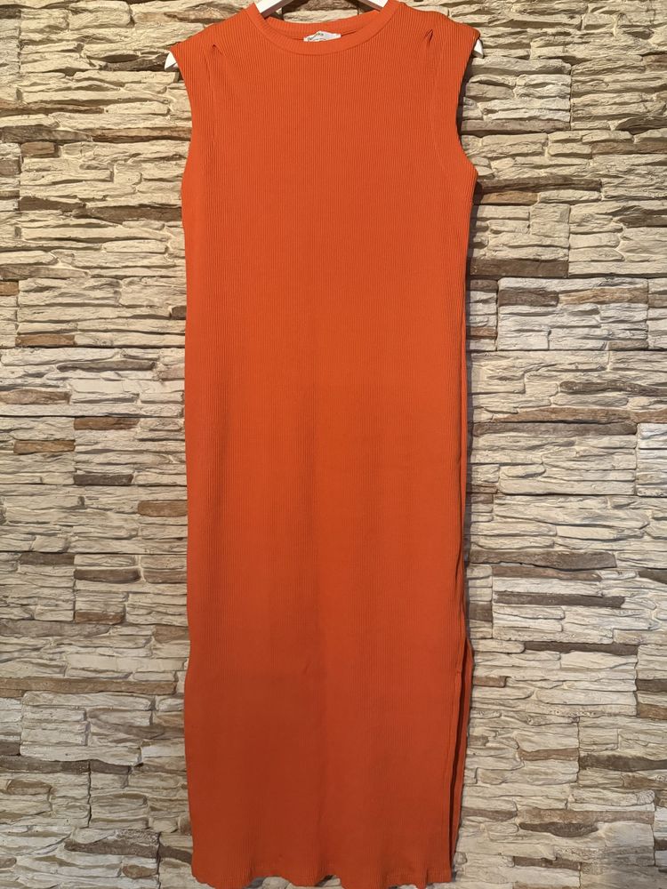 Рокля Bershka,нова xs