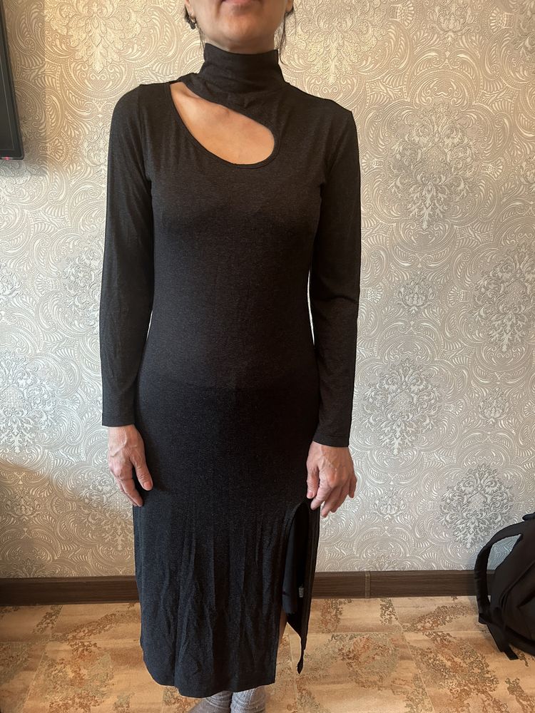 Женская черная платье