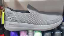 SKECHERS yozgi seriy rang