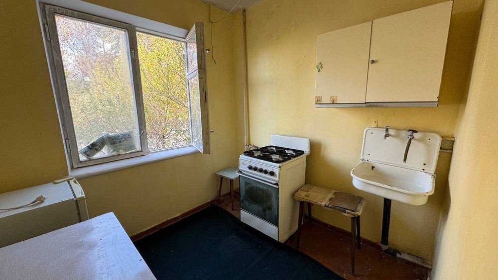 Фрунзиский Саёхат магазини 1 хонали квартира ижарага берилади.ID: 1495