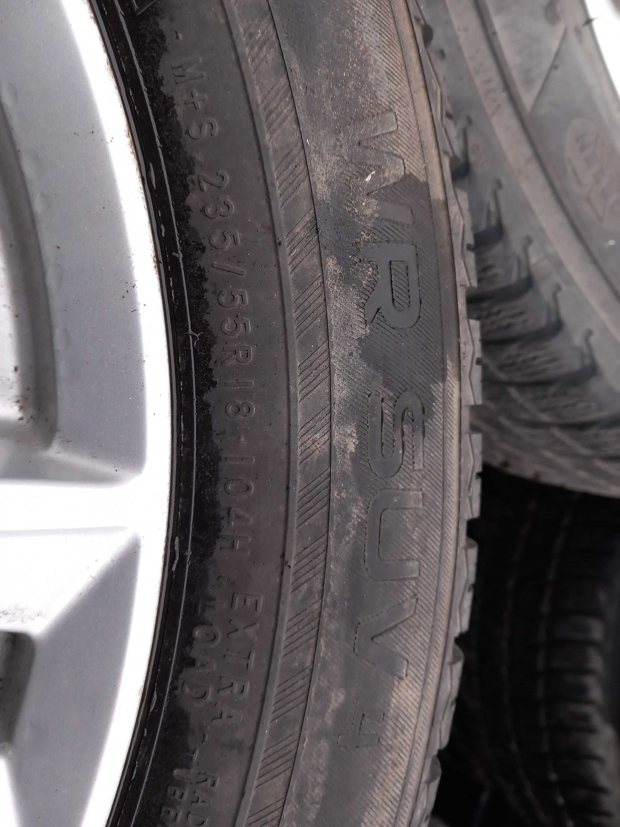 Set 4 Anvelope Iarna Nokian WR Suv 4 235 55 R18 An 2018