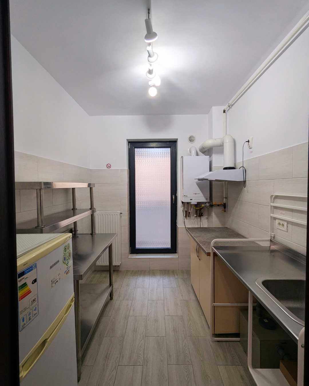 Garsonieră decomandată, 35.4 mp, Plaza Exigent, nelocuită, cu centrală