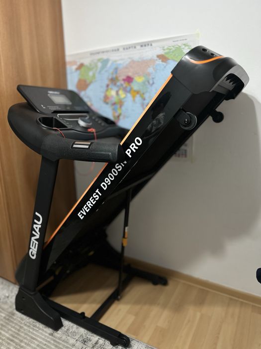 GENAU EVEREST D900 SN PRO- Профессиональная беговая дорожка