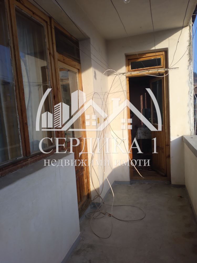 Продава се Тристаен апартамент в Благоевград, Широк център - 117 кв.м за 640 €/кв.м - Снимка #8