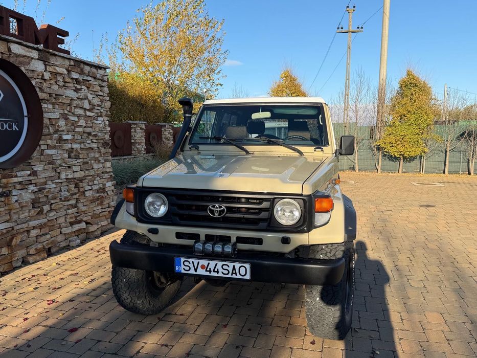 Toyota Land Cruiser 4.2 HZJ 73 Heavy Duty autoutilitara
