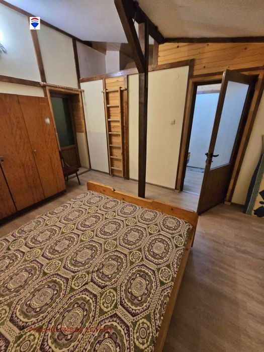 Дава се под наем Етаж от къща в Русе, Център - 60 кв.м за 300.9 € - Снимка #3