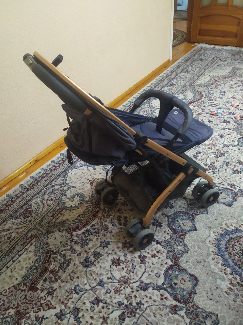 Kolyaska sotiladi xolati yaxshi xc narsa qilmagan
