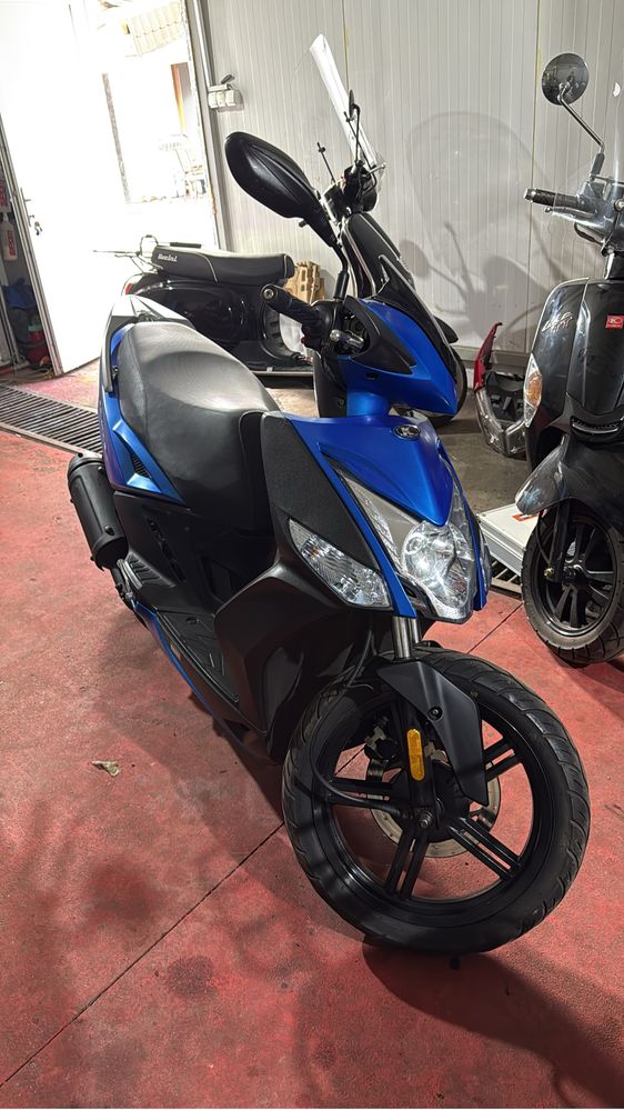 Inchiriez scuter delivery fara permis / Glovo/tazz for rent scooter