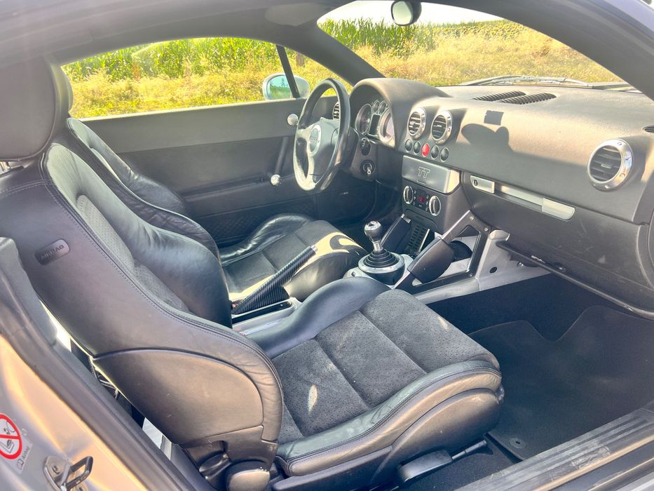 Vand Urgent AUDI TT . 1.8 Turbo  5V Benzina 180 cp . RAR EFECTUAT !