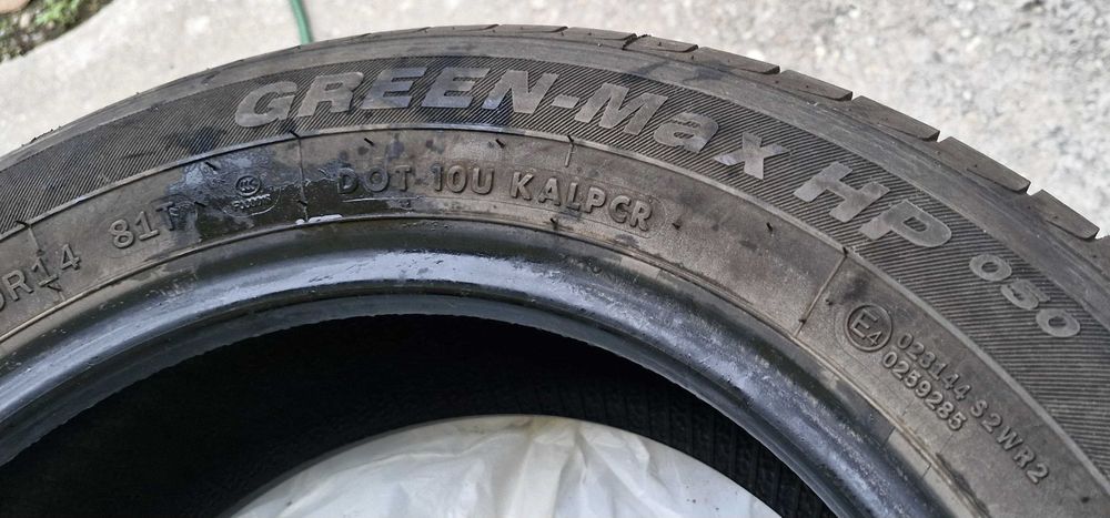 Vand 4 anvelope de vara 165/70R14
