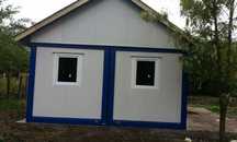 Casa modulara si garaje auto pe structura metalica si panou sandwich