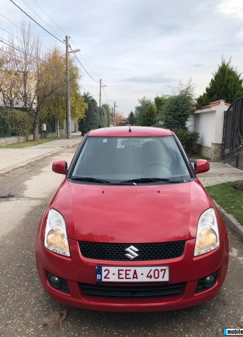 Продавам Suzuki Swift 1.3 Регистрирано