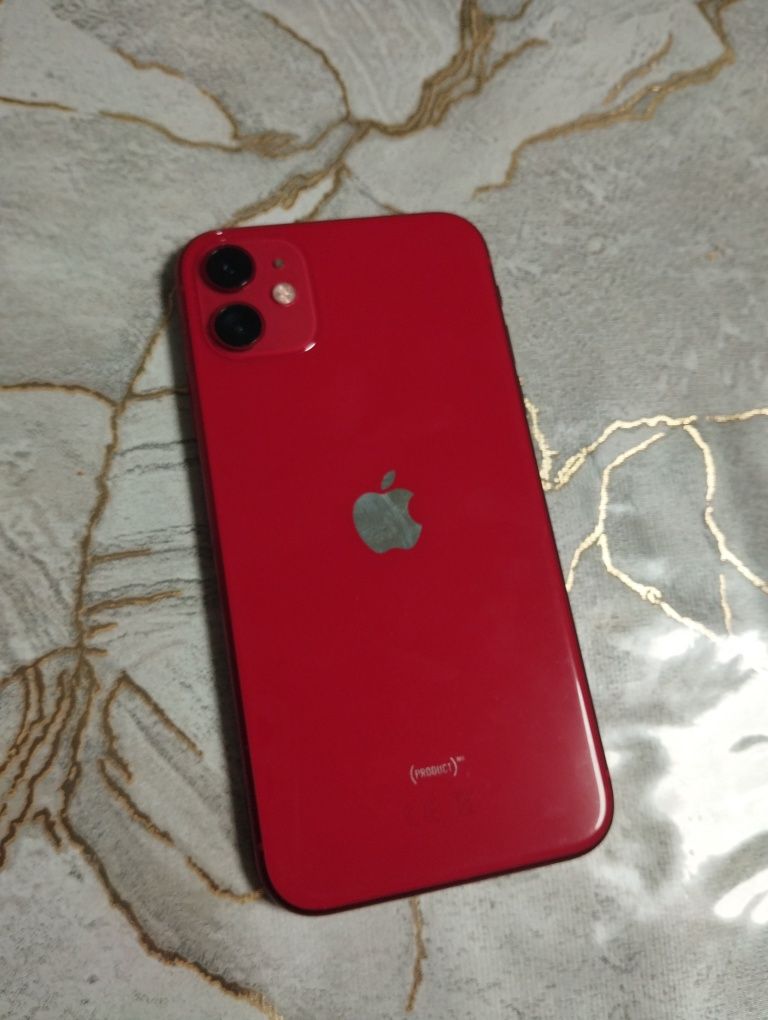 Продам IPhone 11 64 gb