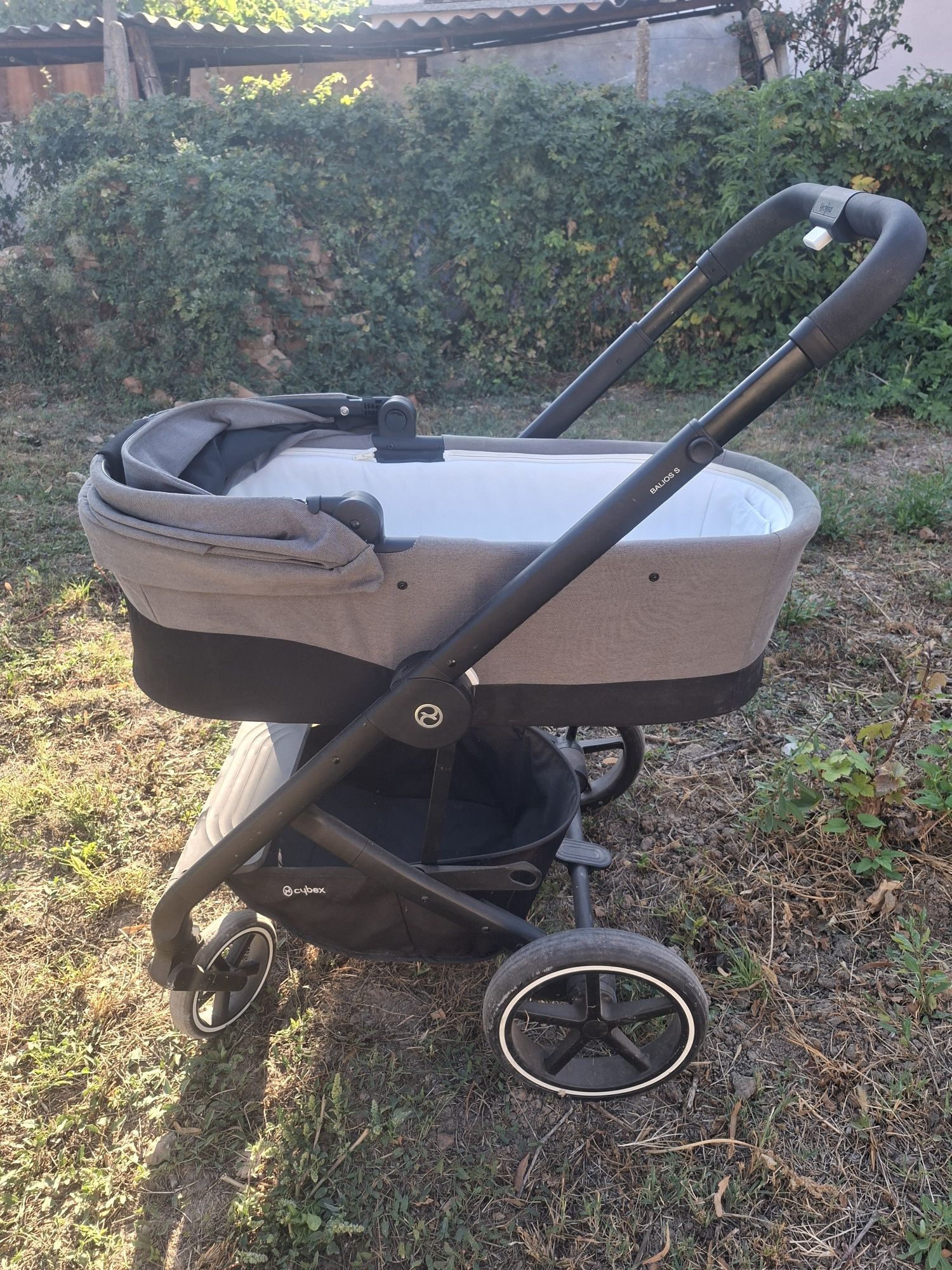 Бебешка количка Cubex Balios S 3в1