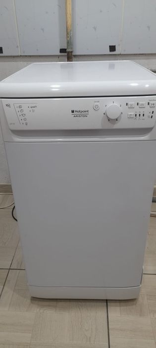 Продам посудомоечную машину ariston
