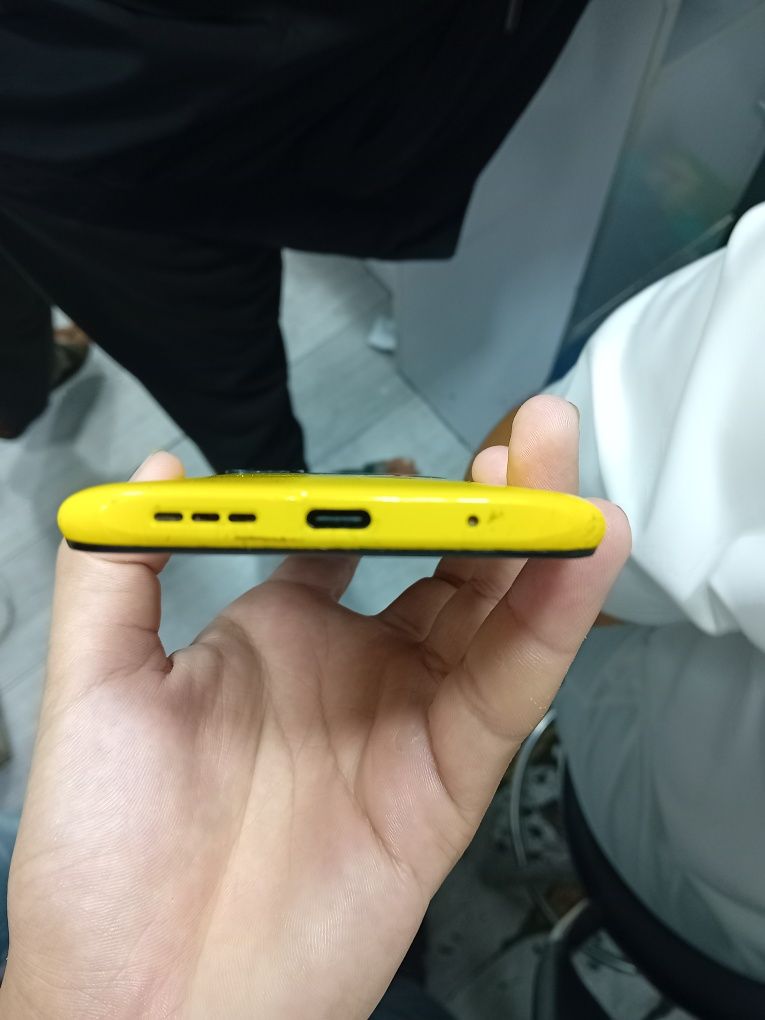 Poco m3.       Gsywuqhvwyahshdgshja