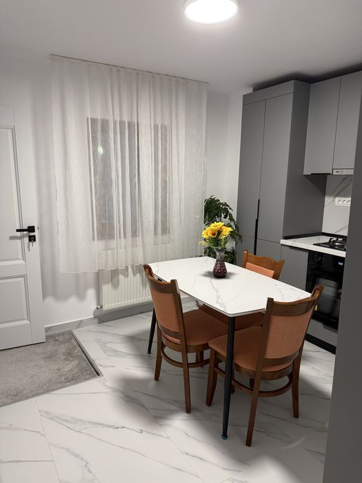 Inchiriez casa 2 camere Faleza Nord