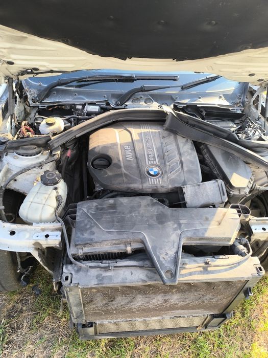 Bmw БМВ двигател 320d 300