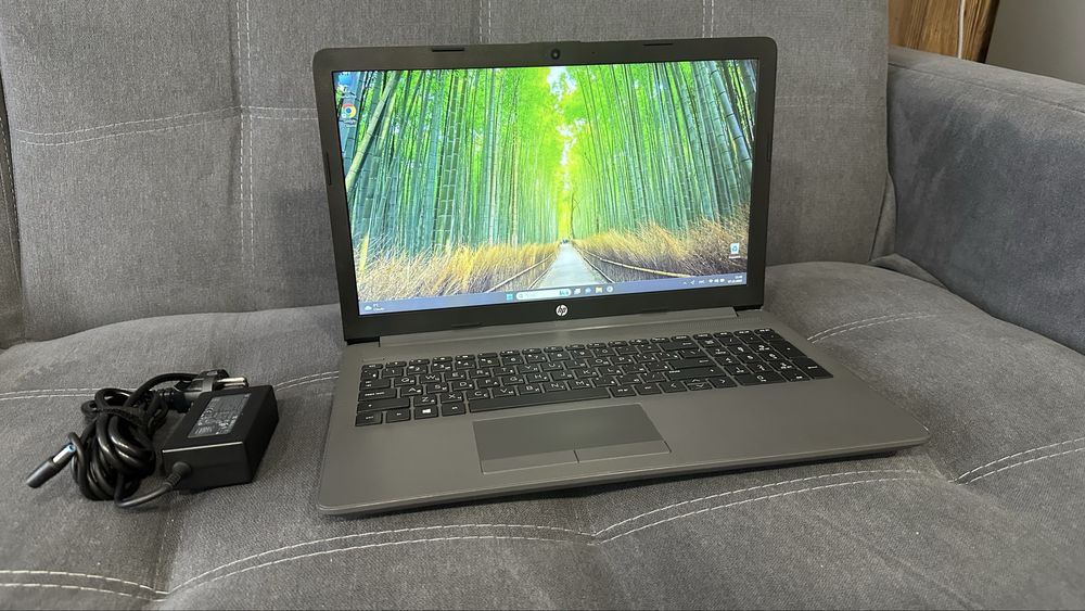 Мощный ноутбук HP Ryzen 5/16GB/SSD 256GB/VEGA 8 8GB