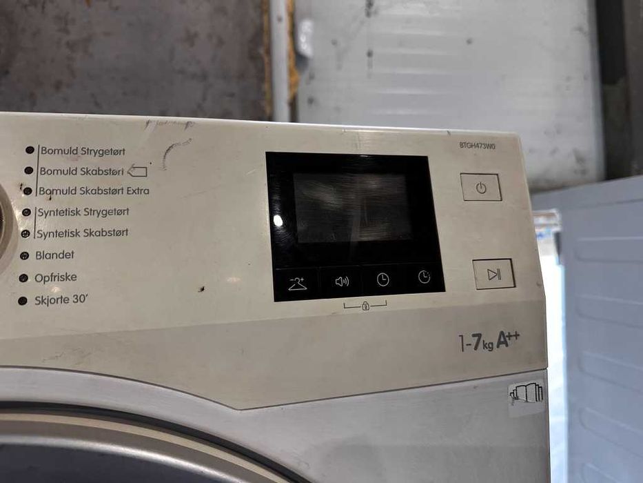 Blomberg BTGH473W0 сушилня с термопомпа – 7 кг, клас A++ (М4)