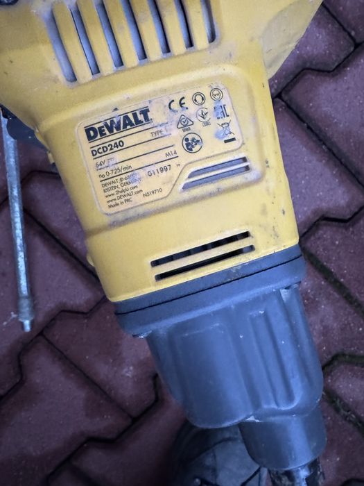 Malaxor pe baterie Dewalt DCD240 54volti