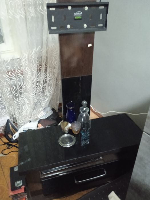 Патставка для телевизора